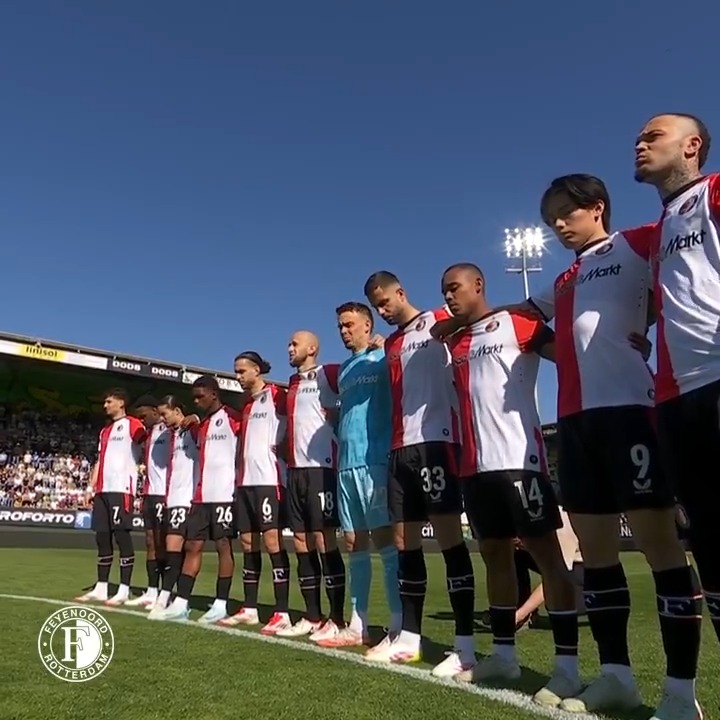 Een indrukwekkende minuut stilte… Leo Beenhakker ♥