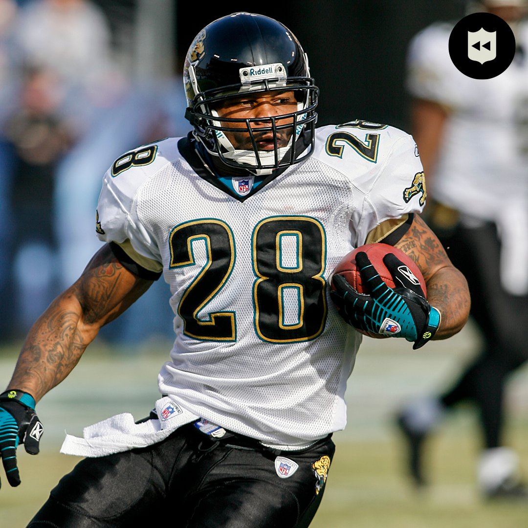 #JAGUARS RB FRED TAYLOR SHOULD BE IN THE HALL OF FAME. -1x Pro Bowler - All-Pro - All-Rookie - Pride of the Jaguars -11,695 Career rushing yards (17th All-Time) -66 Rushing TD (66th All-Time) -76.4 RYPG (26th All-Time) -4.6 YPA (T-32nd All-Time) Legend