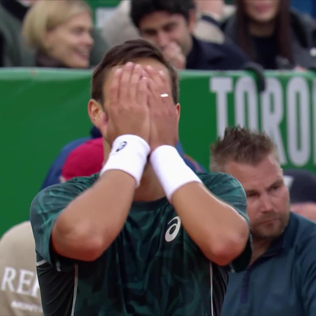 FORZAAA Lorenzo 👏🇮🇹 Lorenzo Musetti fights back and defeats De Minaur 1-6 6-4 7-6 to reach his FIRST Masters 1000 final! #RolexMonteCarloMasters