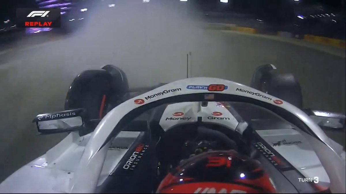 Here's the moment Ocon lost control and spun into the barriers 💥 #F1 #BahrainGP