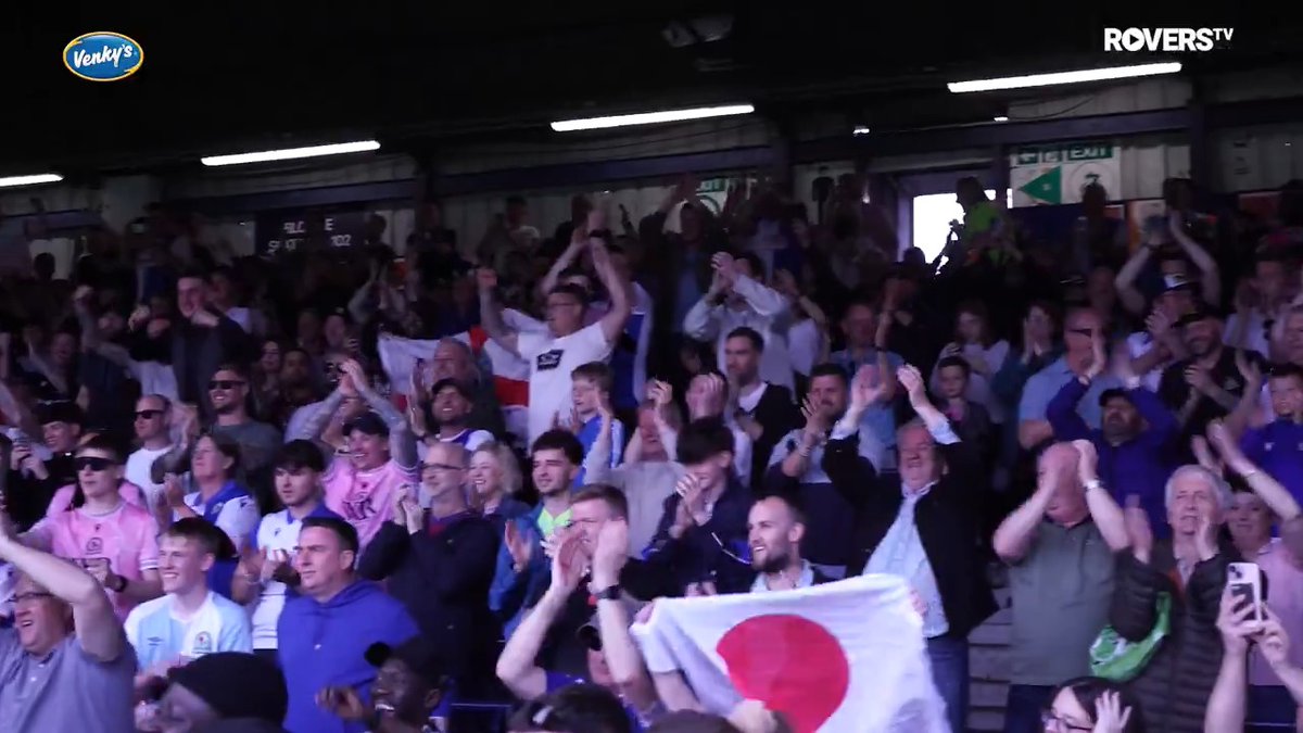 𝑪𝒆𝒍𝒆𝒃𝒓𝒂𝒕𝒊𝒏𝒈 𝒕𝒐𝒈𝒆𝒕𝒉𝒆𝒓 💙🤍 Thank you for your fantastic support today, #Rovers fans! 👏 #LUTvROV 🔵⚪️