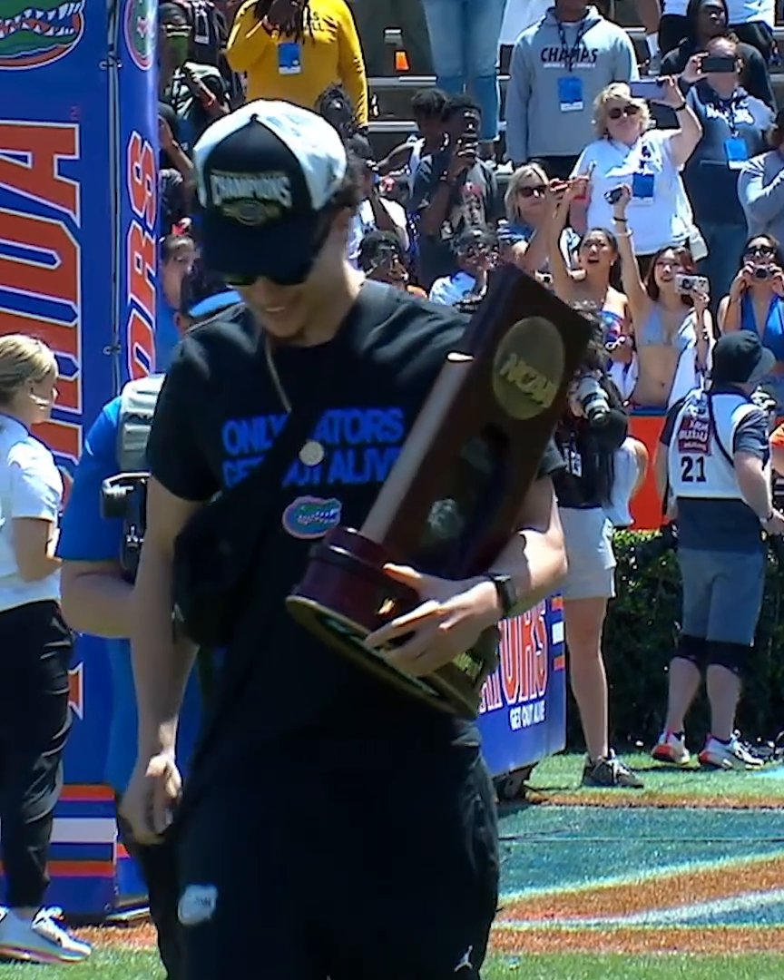IT'S A PARTY IN GAINESVILLE 🐊🏆 Florida Gators Men’s Basketball