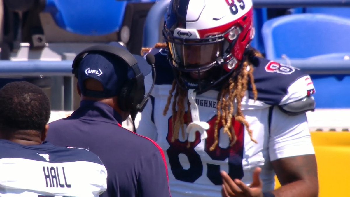 "Who put you in the game?" This UFL mic'd up moment 🤣 United Football League | Houston Roughnecks