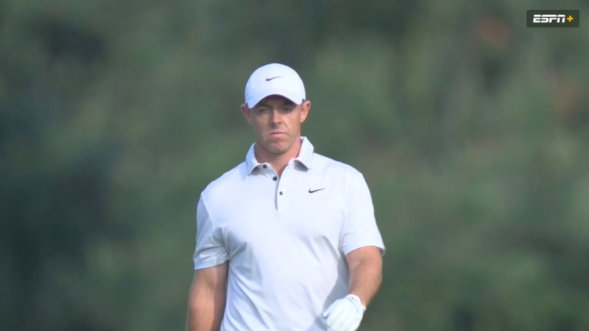Rory makes EAGLE on 15 at Augusta to extend his third round lead 👏 #themasters