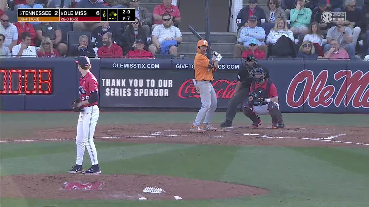 BIG SWING FROM BARGO! 📺 (SECN+) #GBO // #BeatUM