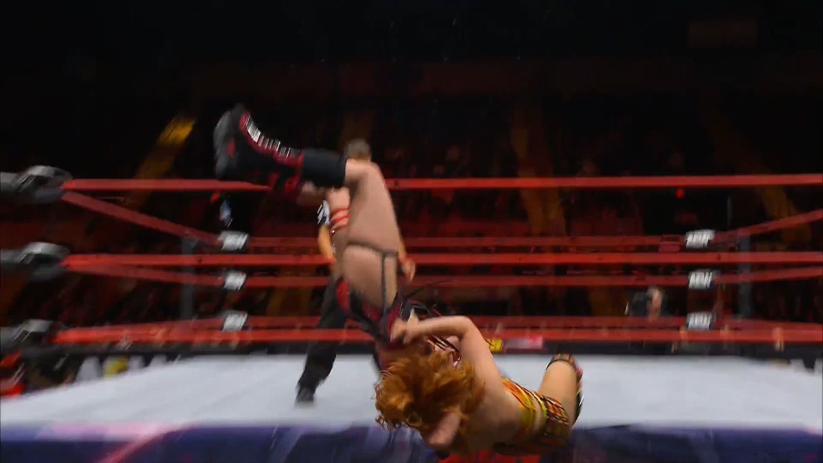 All the way up and all the way down! 😳 Watch #AEWCollision LIVE on TNT + MAX JAMIE HAYTER | BIG Billie Starkz • ビリー・スタークス