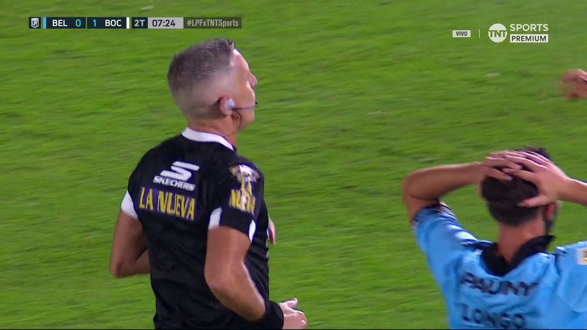Mastrangelo cobró carga de Grillo contra Marchesin e impidió la continuidad de la jugada que terminaba con gol de #Belgrano. ¿Como la vieron?