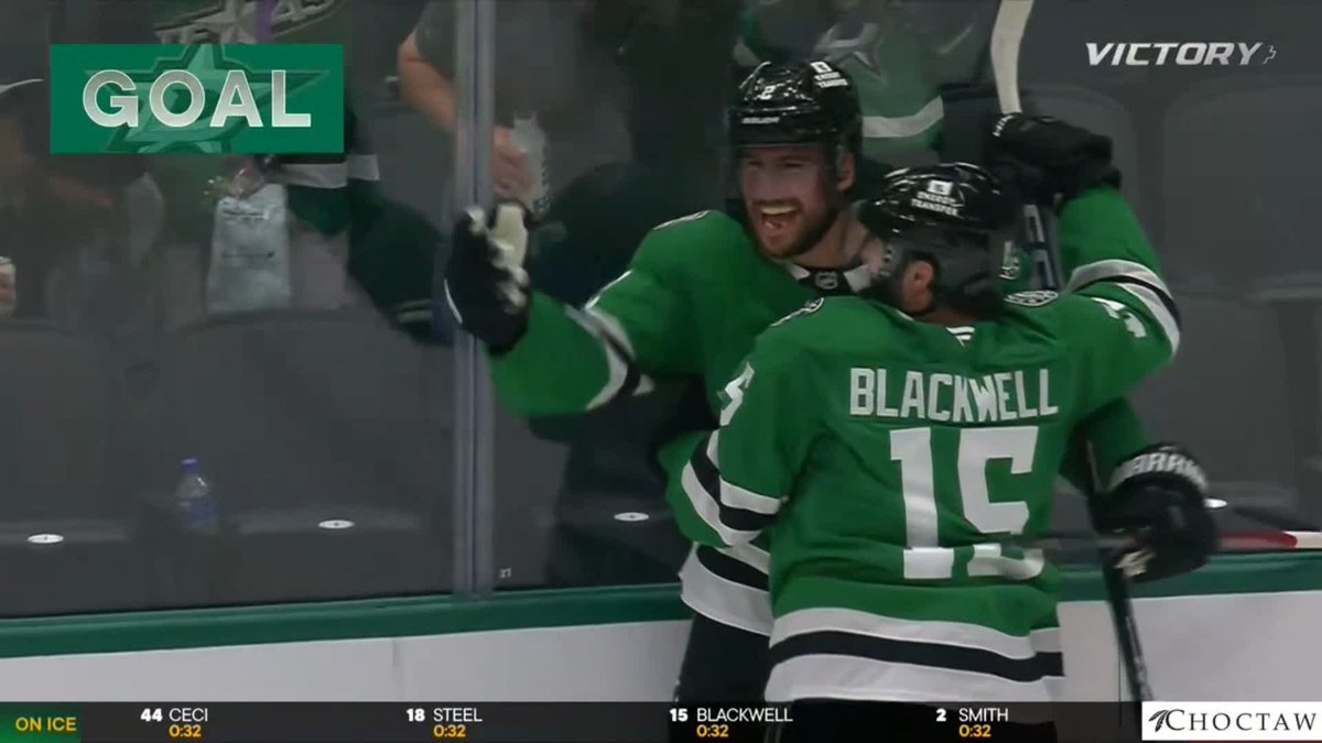 SMITH SCORES HIS FIRST GOAL AS A STAR🗣️ #TexasHockey
