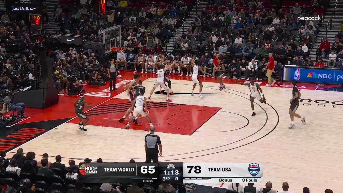 AJ Dybantsa picks it off and finishes with the SLAM at the other end! 😤🇺🇸 📺 USA Network & Peacock | #NikeHoopSummit
