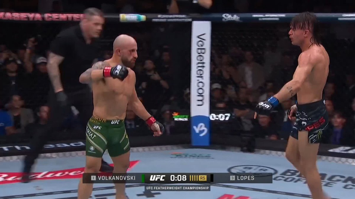 THEY GO THE DISTANCE! #UFC314 How did you score Alex Volkanovski vs Diego Lopes?!