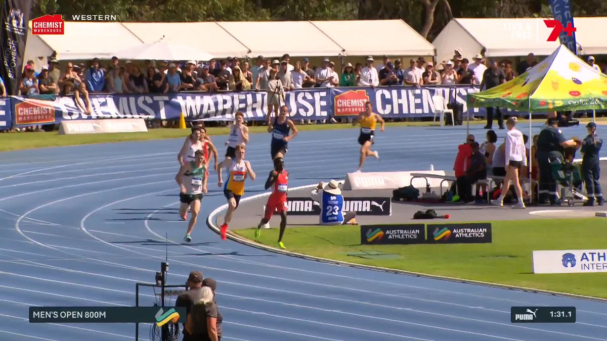 BOL BACK ON TOP 😤 Peter Bol breaks the national record on his way to a national championship! 🎬