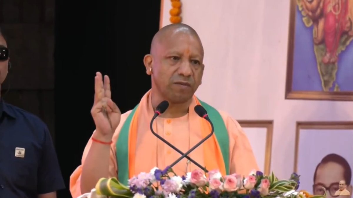 कल पश्चिम बंगाल के मुर्शिदाबाद में तीन हिंदुओं की निर्मम हत्या हुई... यह सभी वही दलित, वंचित, गरीब हिंदू हैं, जिनको इस जमीन का सर्वाधिक लाभ मिलने वाला है...