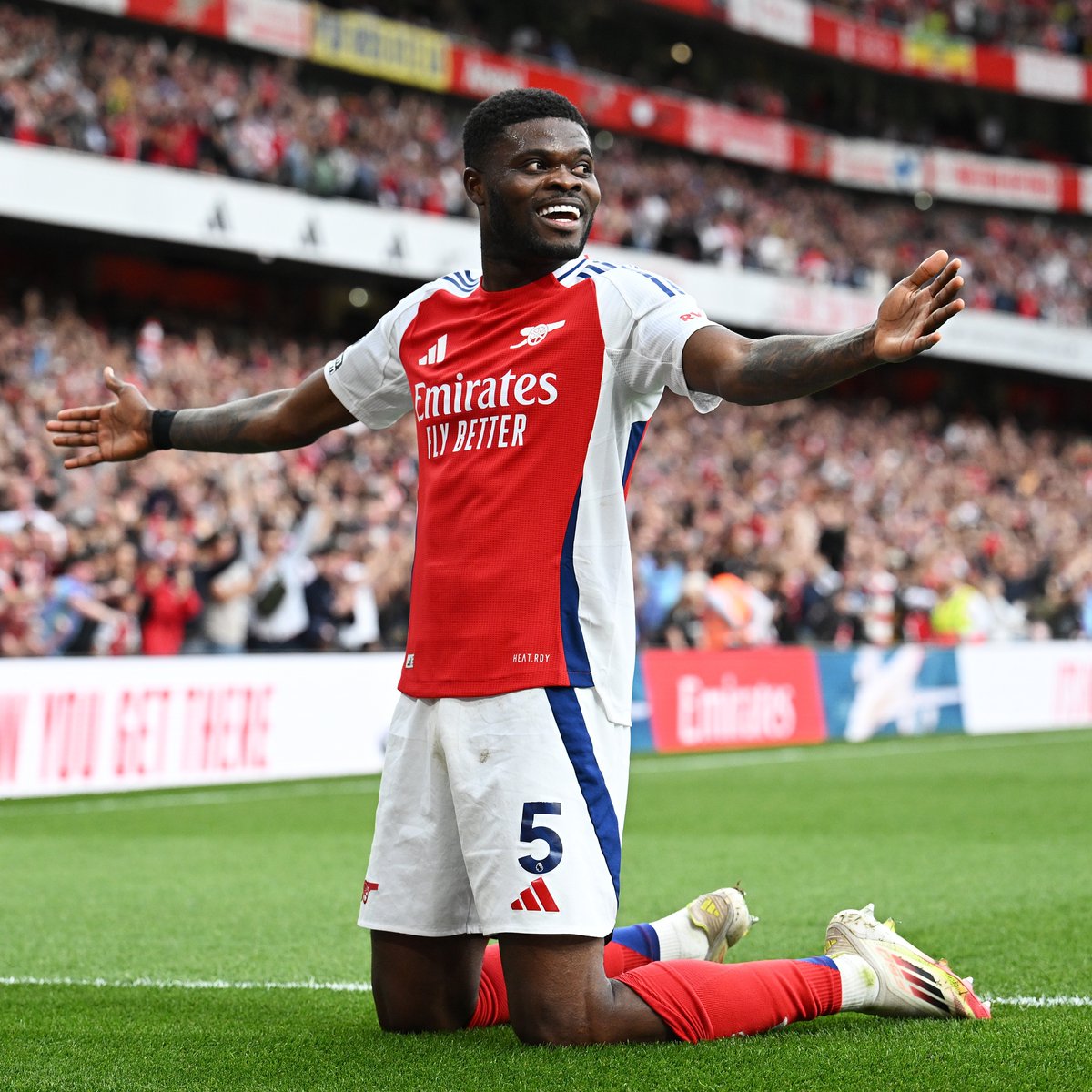 From goalkeeper to goal scored in 10 seconds ⏱️