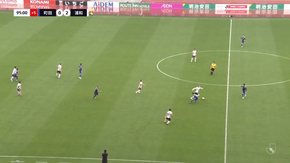 サッカー少年少女たちの参考に📝 ボディフェイクとステップで相手を翻弄する #サミュエルグスタフソン 👏👏👏 #urawareds #浦和レッズ #matchplayback #WeareREDS #Jリーグ #サッカー