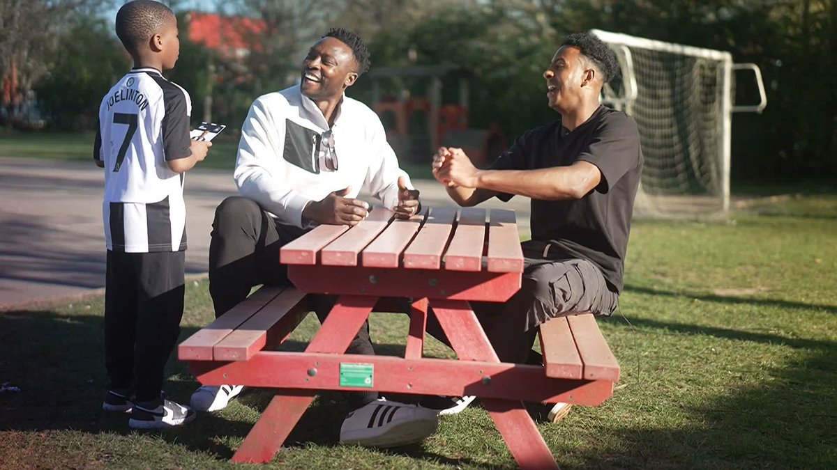 "Are you Joe Willock's coach?" 🥹😂 Shola Ameobi coaches young Newcastle fans as part of the Premier League's No Room for Racism initiative 🖤