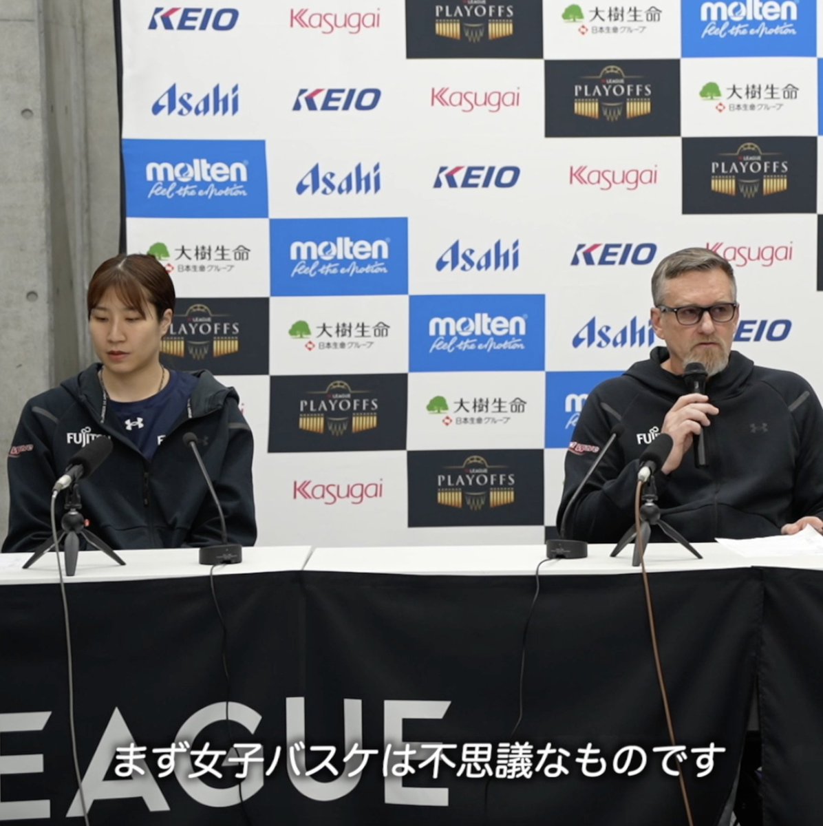 「女子バスケは不思議なものです。」 毎試合変わる展開に富士通 BT テーブスHCが一言🎙️ GAME1：富士通 ○63-49● デンソー GAME2：富士通 ●67-69○ デンソー GAME3：富士通 ●53-76○ デンソー GAME4：富士通 ○64-35● デンソー GAME5：4/14 19:00 ティップオフ #Wリーグプレーオフ #Wリーグ