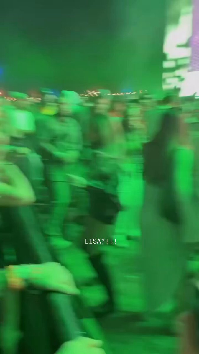 YALL IS SHE TALKING AND DANCING WITH A FANS??? THAT SHOULD BE ME #LISACHELLA #LISACHELLA2025