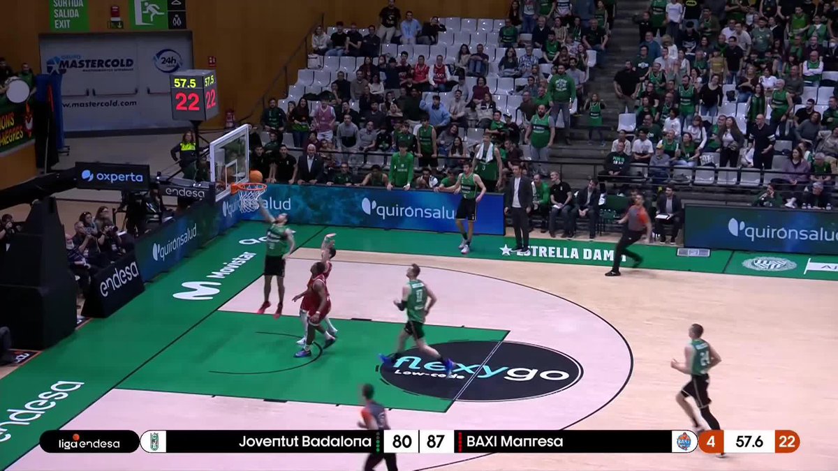 🤯 Estos 13 segundos en Badalona explican a la perfección por qué SOMOS UNOS ENFERMOS DE ESTE DEPORTE. Club Joventut Badalona llegó a perder de 21 puntos, y perdía por 11 puntos a 1:09. Y de repente... esto. 📺 Basket en Movistar Plus+ | #JugamosPorLaInfancia #LigaEndesa