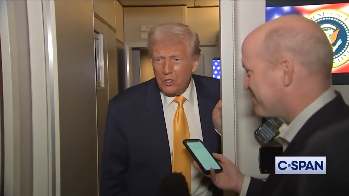 🤣 LMAO! This was Trump at 2:15AM last night on Air Force One “I’m always available, unlike Biden. Think Biden would do an interview at 2 in the morning? He wouldn't do one at 9 in the morning."