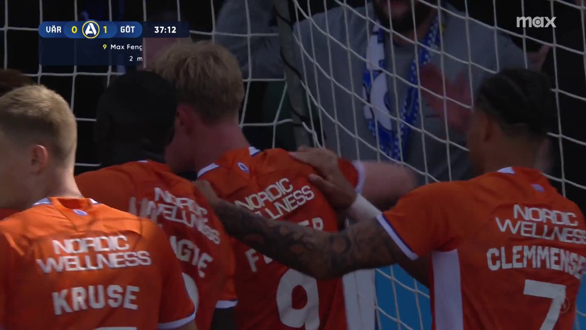 Max Fenger ger Blåvitt ledningen mot IFK Värnamo! 🔵⚪ 📲 Se matchen på Max