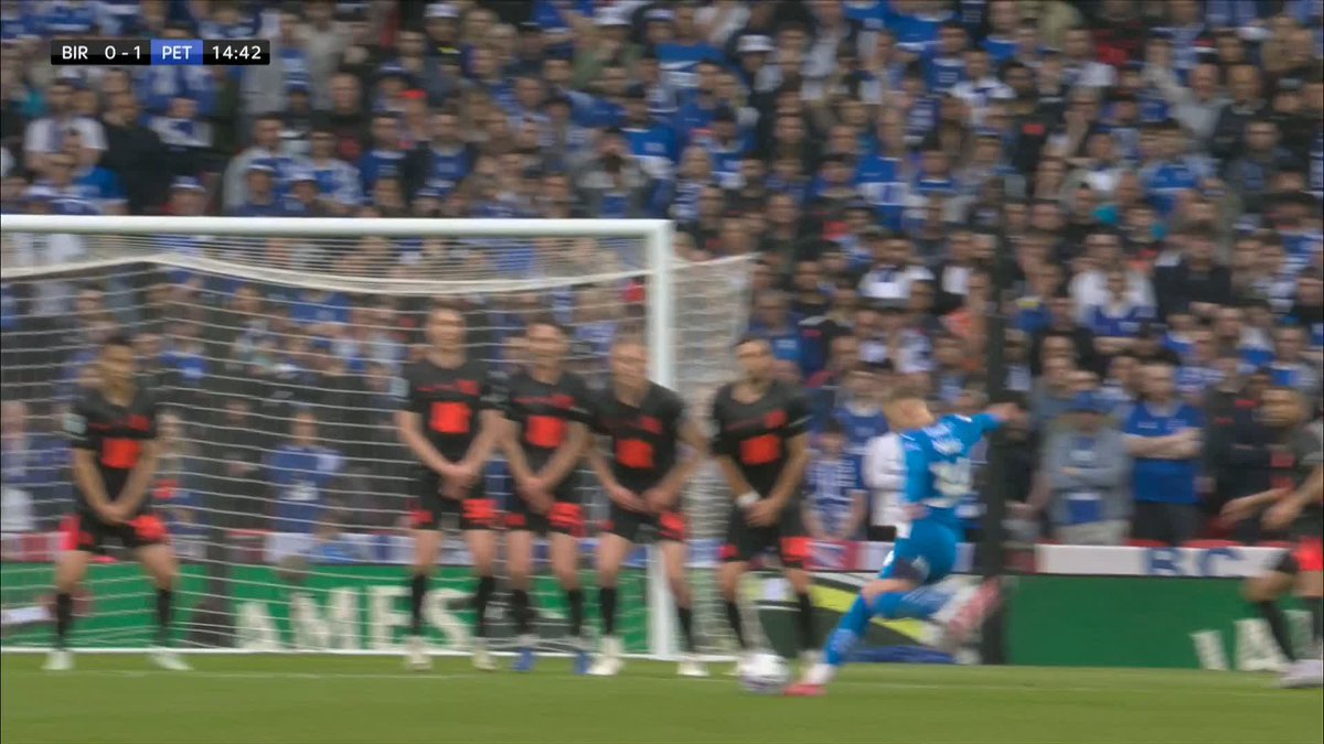 WHAT. A. STRIKE. 🤯 19-year-old Peterborough left-back Harley Mills puts Posh in front at Wembley with a STUNNING free-kick 🚀