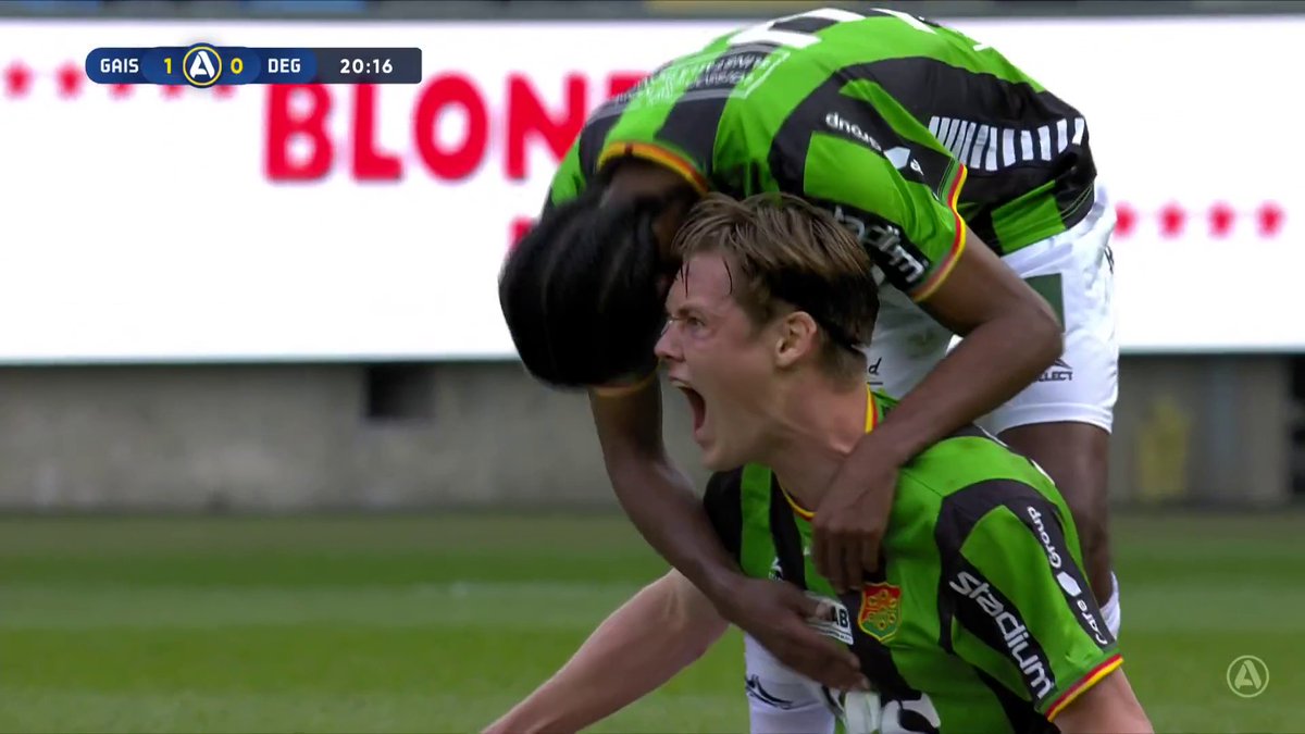 Drömmål av Axel Henriksson! När GAIS tar ledningen hemma mot Degerfors! 🎯 📲 Se matchen på Max