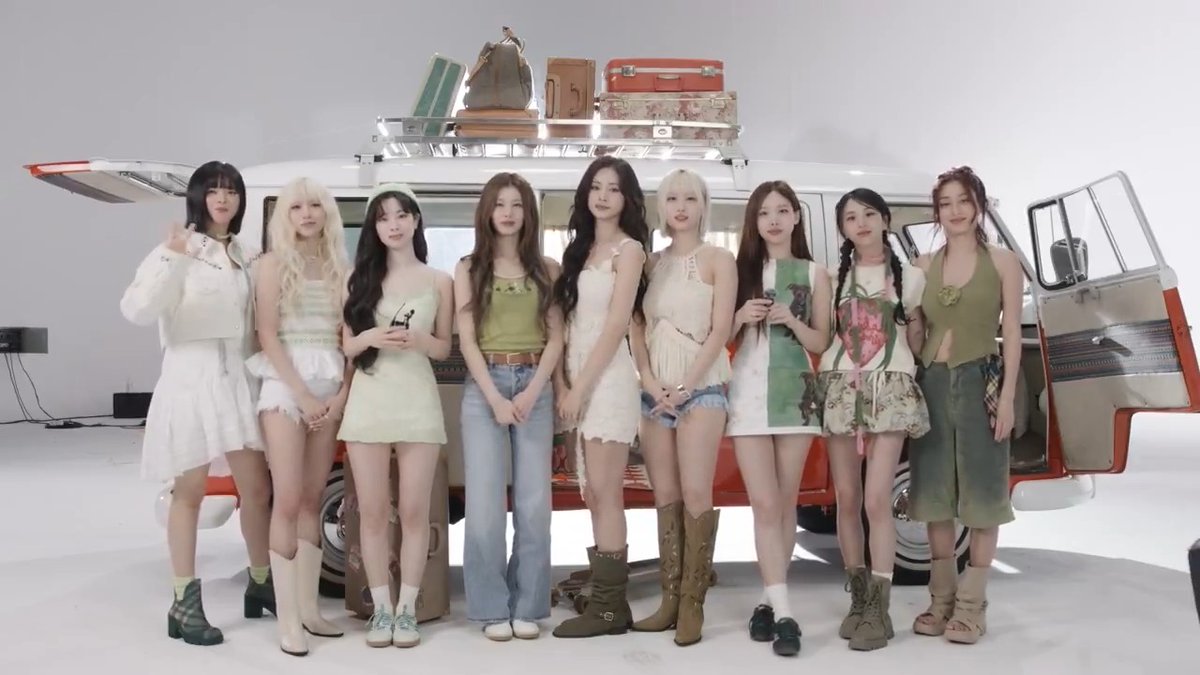 #TWICE 最新曲『Talk that Talk -Japanese ver.-』配信スタート🩷 来月リリースの5th BEST ALBUMから先行配信開始👏 2022年にリリースしたあの楽曲の待望の日本語verです🥹✨ TWICE JAPAN OFFICIAL #TWICE5 ONCEのみなさま宛に届いたメッセージと一緒にお楽しみください🎧🎶 ▶︎