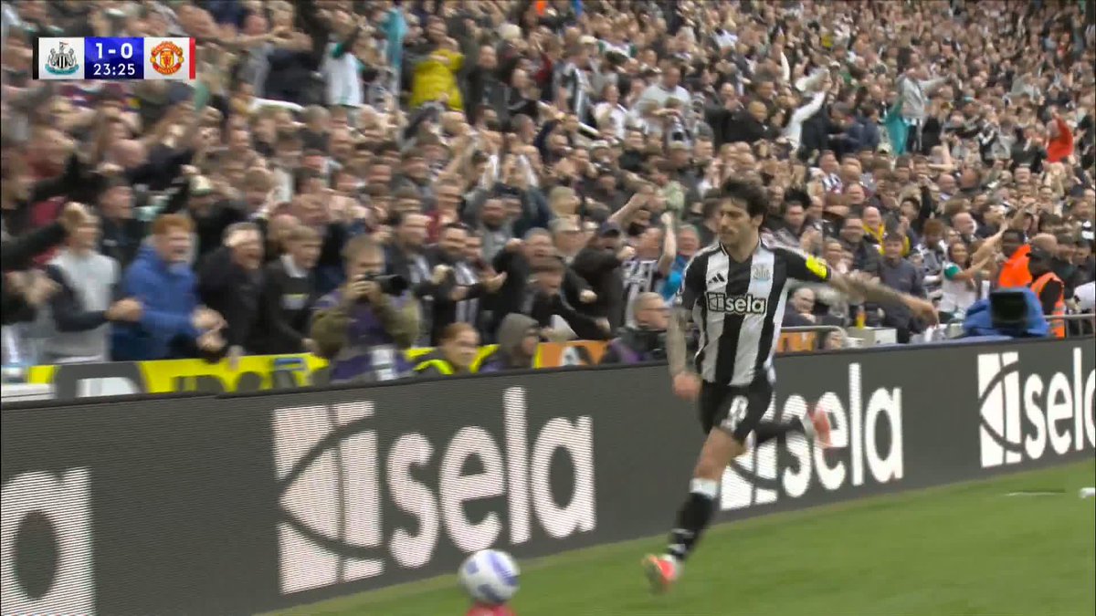 "It was BEAUTIFUL to watch if you're a Newcastle fan" 😍 Alexander Isak with an lovely assist matched by a brilliant finish from Sandro Tonali 👏