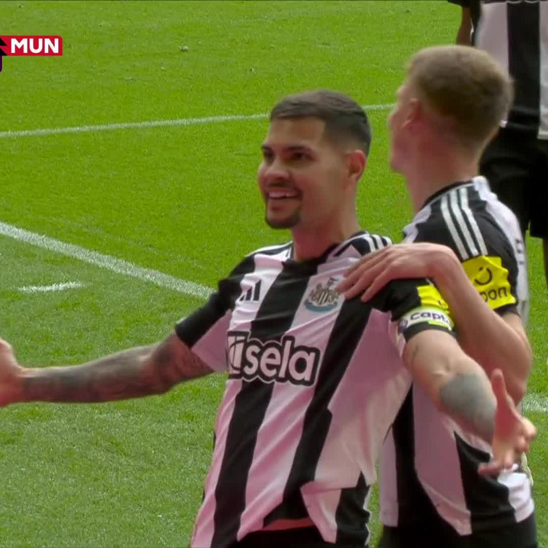 Altay Bayındır is punished and Newcastle Utd have four 😲⚫ 📺 Stream #NEWMUN on DStv: #SSPL