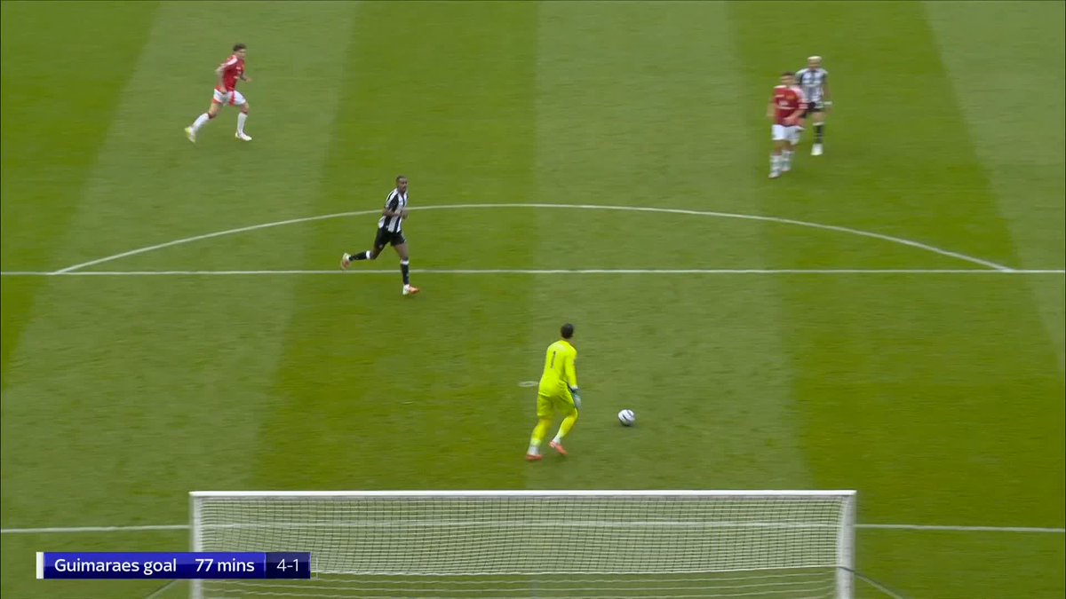 "I can't understand it!" Roy Keane's thoughts on Altay Bayindir's mistake that led to Newcastle's fourth goal...