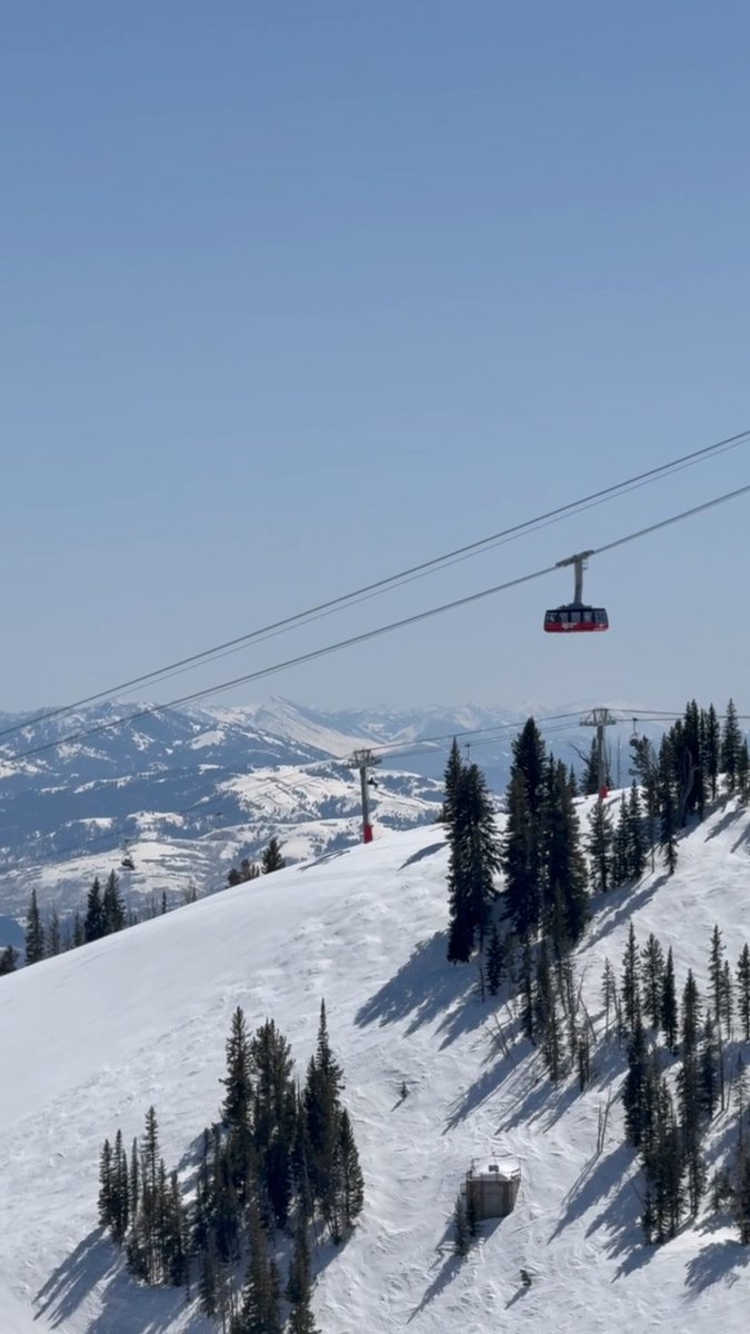 It's closing day! Cheers to another incredible winter in Jackson Hole 🚠