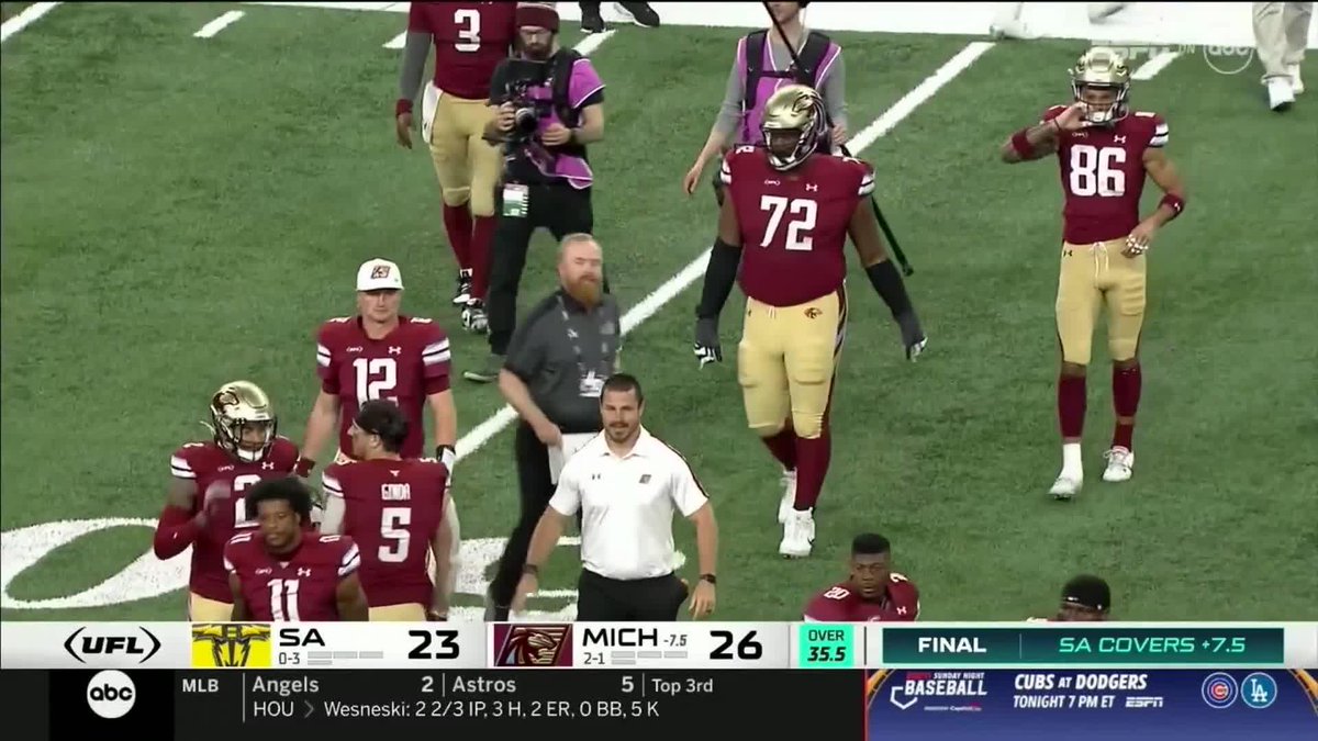IT CAME DOWN TO THE VERY END... MICHIGAN WITH THE WIN 🐾