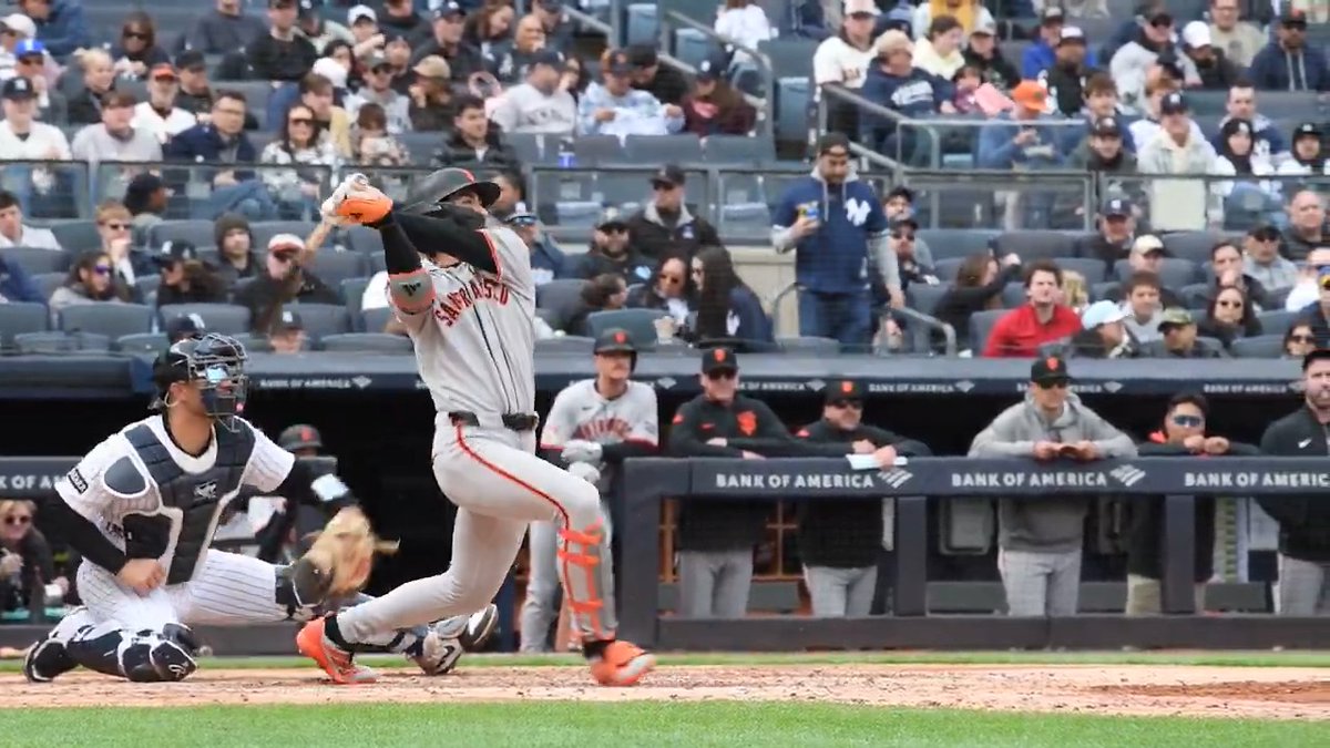 Jung Hoo Lee has been MASHING at Yankee Stadium 🤩