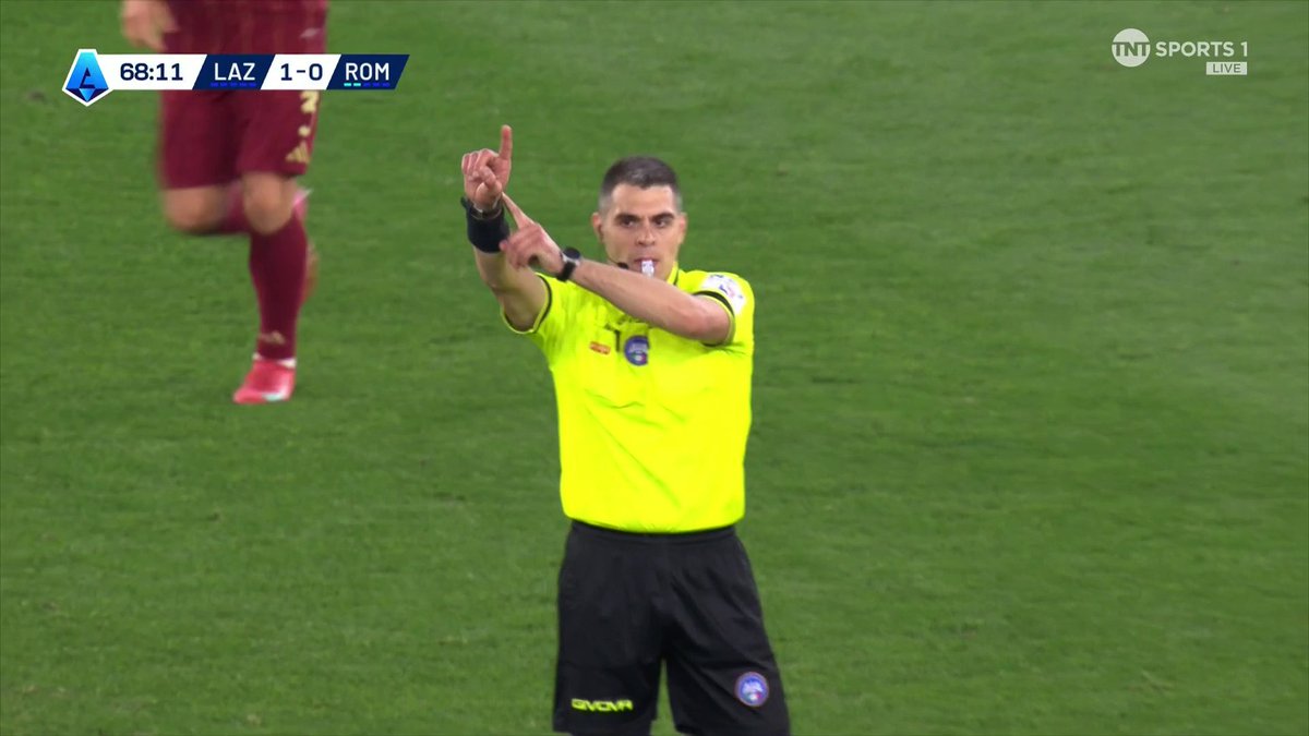 MATIAS SOULE, WHAT A GOAL 🚀 Incredible strike from the Argentinian to bring AS Roma level! 🤯 📺 TNT Sports & discovery+ UK
