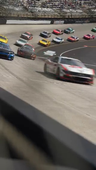 An Bristol Motor Speedway roar like no other. 🔊
