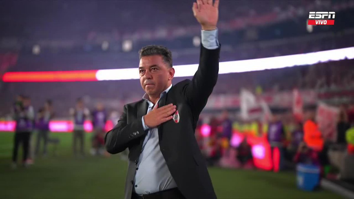 En buenos y malos momentos, el hincha siempre estuvo con Gallardo y hoy se hizo sentir nuevamente ese cariño con una hermosa ovación de todo el Monumental. River es familia siempre 🤍❤️🤍