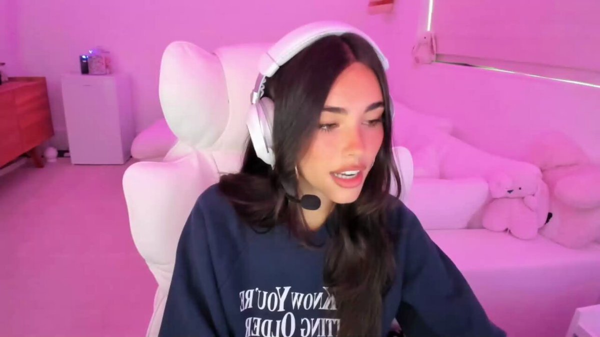 MADISON BEER JUST MENTIONED CLIX ON STREAM OMG