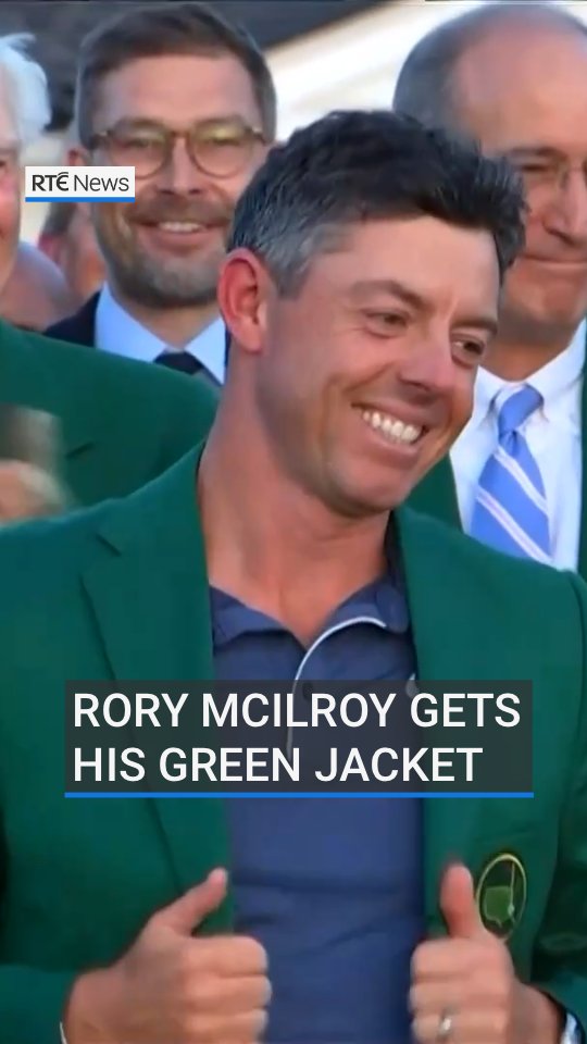 This is the moment Rory McIlroy is presented with the iconic Green Jacket after winning the 2025 Masters to complete the career Grand Slam. #rtenews #rtesport #rorymcilroy #scottiescheffler #masters #golf