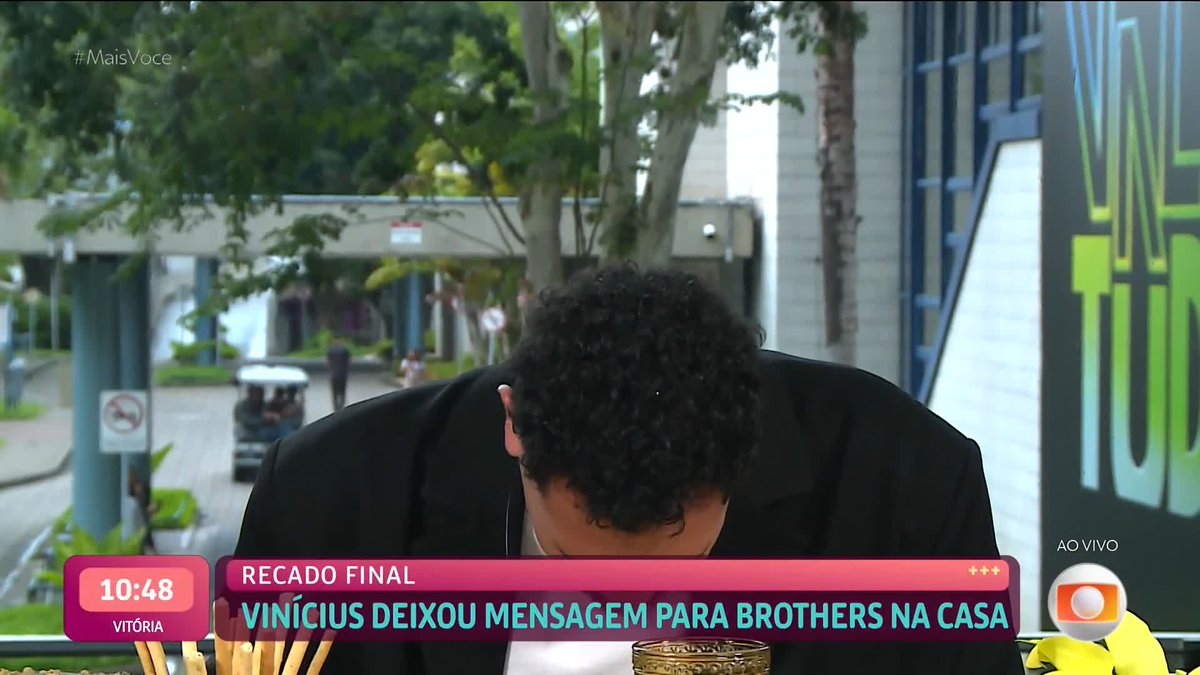 Vinicius já iniciou o #MaisVocê emocionado! #BBB25