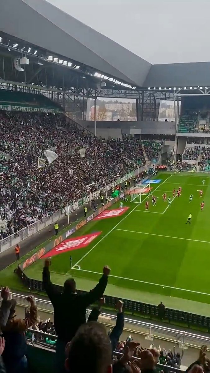 🏟️ Attention, cette célébration a été réalisée par des professionnels, n'essayez surtout pas de la reproduire chez vous.