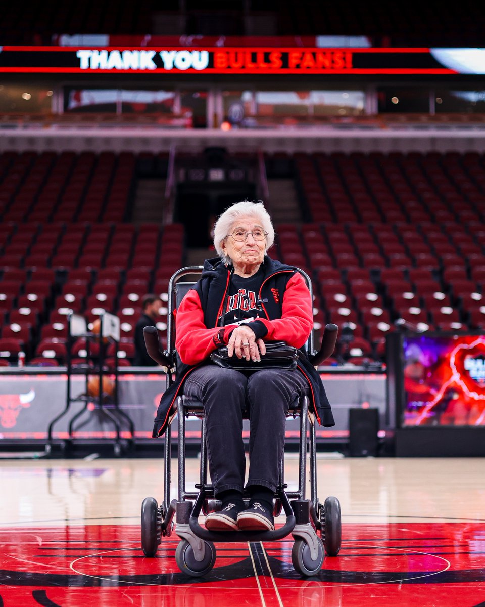 It's NEVER too late for your first Bulls game. Ida, 95, attended her first Bulls game on Friday. Everyone wanted to meet her 🥹❤️