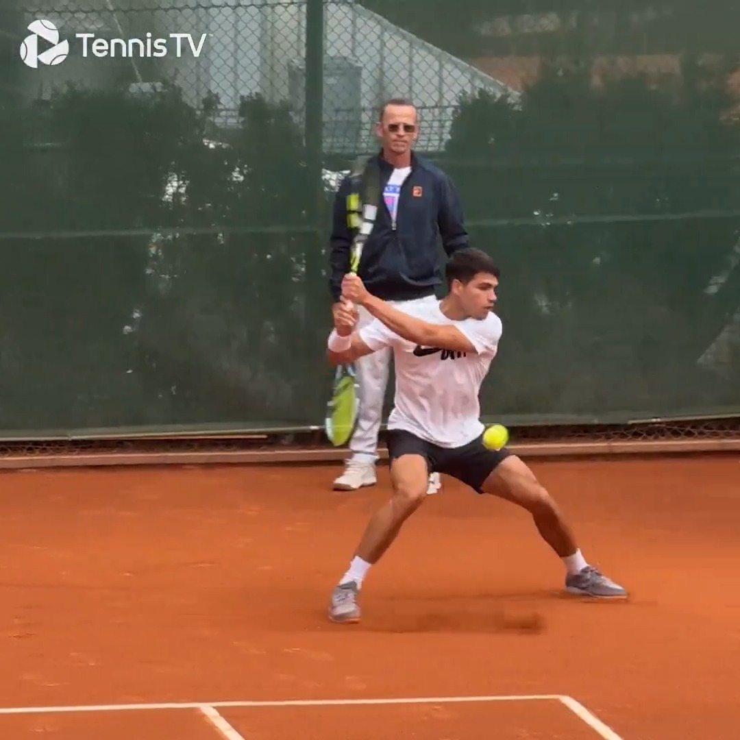 Carlos is BACK in Barcelona 🇪🇸 Sit back and enjoy some clean ball-striking! #BCNOpenBS