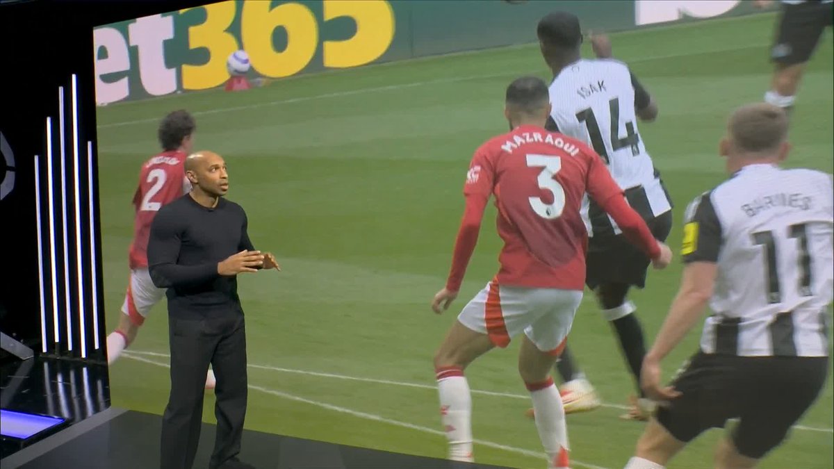 "He's in total control." Thierry Henry on Alexander Isak's assist for Sandro Tonali vs Man United 🪄