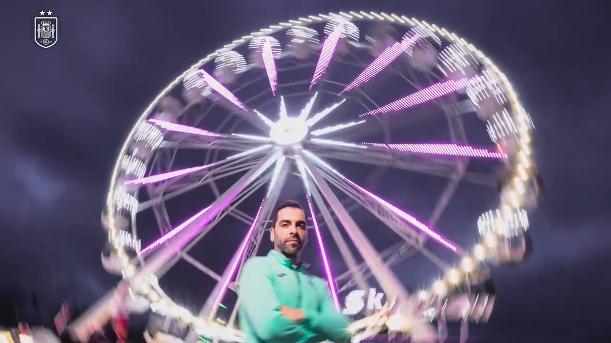 🎡 𝑳𝒂 𝒗𝒊𝒅𝒂 𝒅𝒂 𝒎𝒖𝒄𝒉𝒂𝒔 𝒗𝒖𝒆𝒍𝒕𝒂𝒔. 🗣️ "Dᴇsᴘᴜᴇ́s ᴅᴇ ᴜɴ ᴅᴜʀᴏ ɢᴏʟᴘᴇ sɪᴇᴍᴘʀᴇ ᴀᴘᴀʀᴇᴄᴇɴ ʟᴏs ғᴀɴᴛᴀsᴍᴀs". - Jesús Herrero Parrón #FutsalEspaña