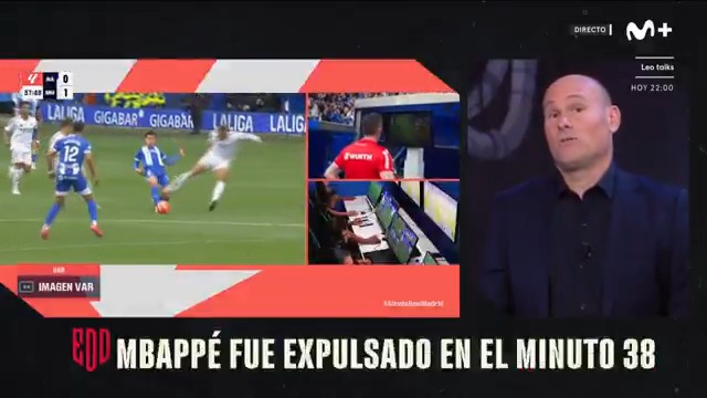 "Se deberían haber descrito de manera distinta en el acta". Mateu Lahoz, sobre las expulsiones de Mbappé y Manu Sánchez. #ElDíaDespués