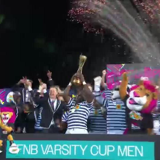 We love the vibes 🥳🤩 FNB UCT Ikeys lift the #VarsityCup trophy for the first time since 2014 🐯🏆 #SSRugby
