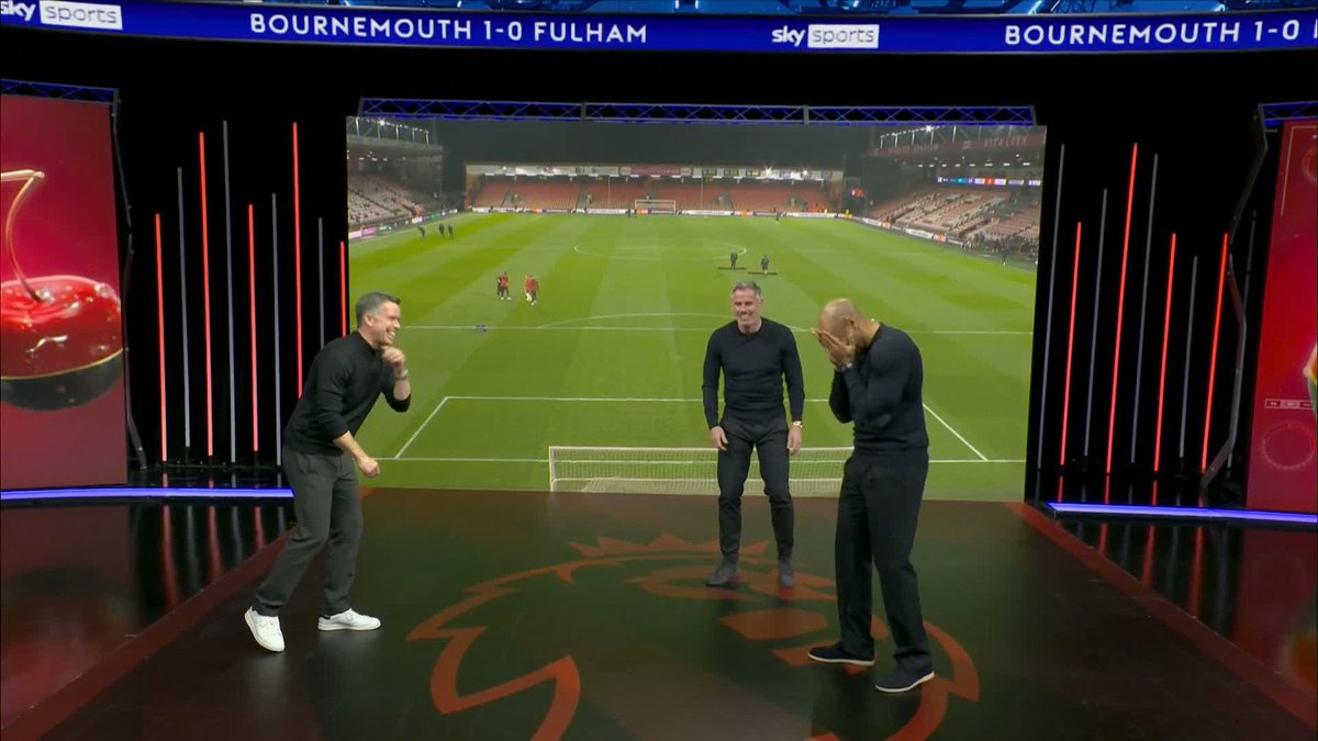 "Why does David Brent always end up on Monday Night Football?" 😂 Jamie Carragher 😂🤣