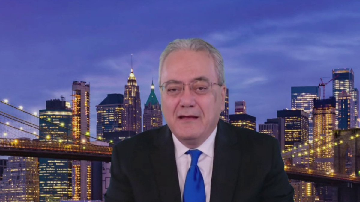 محلل مصري:"مصر لم تطرد اليهود من أراضيها،السيسي نفسه ترعرع بحي اليهود..وهذا حقيقة ما حدث معهم ..لم لا يطالبون الجزائر بالتعويض،فهي طردتهم بالفعل كما طردت #المغاربة؟" رابط الحلقة: #مصر #ممتلكات_اليهود ر #السعودية #الجزائر لورين وهبي Loreen Wehbi Mac Sharkawy