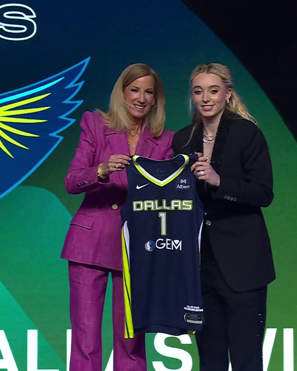 Welcome to Dallas, Paige 👏