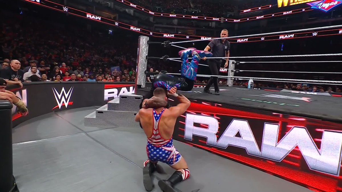 That JULIUS CREED STRENGTH! #WWERaw